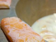招牌生吃蟹肉-滇小鱼·云南野生菌火锅(上杭路店)