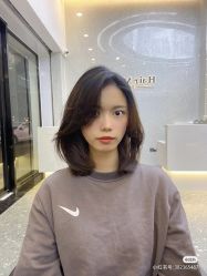 -时尚殿堂明星门店