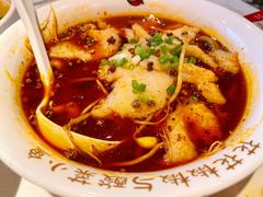 麻辣巴沙鱼-渝是乎酸菜鱼(龙旗购物中心店)