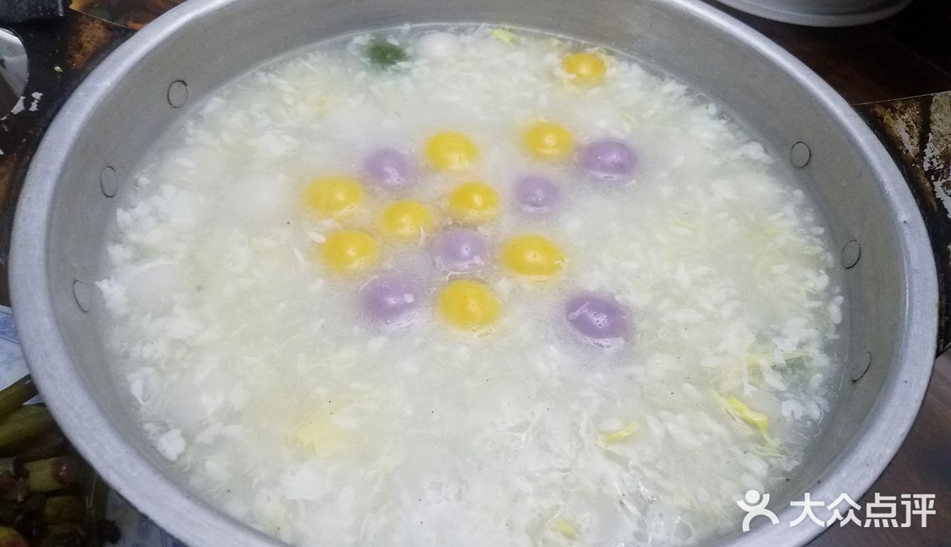 晶莹剔透，香甜美味-酒酿芝麻小圆子