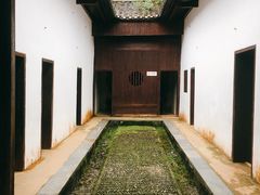 -毛泽东同志旧居