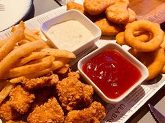 炸物拼盆-Ambra Haus琥珀屋精酿餐厅(宝山店)