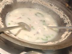 -陈大锅·岳阳鱼馆·地道岳阳菜(美食街店)