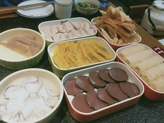 -两三事小郡肝串串香火锅(桂庙店)