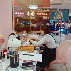-蜜丝卡伦美甲美睫半永久