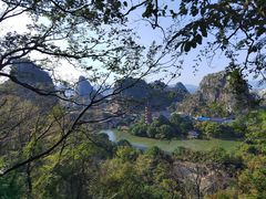 -叠彩山景区
