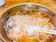 -肇兴特色牛肉粉