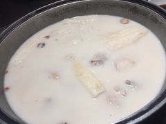 -煲宫猪肚鸡(昆山金鹰国际购物中心店)