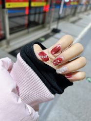 -甲·铺轻奢美甲美睫
