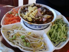 -天天初二·天津传统捞面·天津特色菜(凌奥总店)