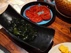 -老牌坊云南鱼豆花火锅(嵩山店)