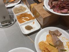 -山焱·炭火自助烤肉(周浦万达店)