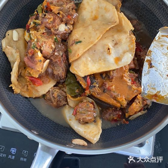 刘君农家铁锅炖火火锅店