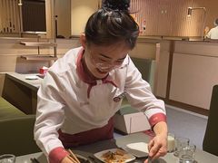 -海底捞火锅(曹安公路店)