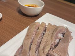 手抓羊肉半斤-贯贯吉·清真餐厅(浙江中路店)