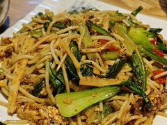 -牛八宝桂林米粉(八里庄店)