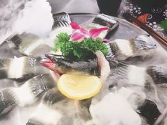 -臻牛烤肉