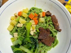 -秦君宝手擀菠菜面(金花路店)