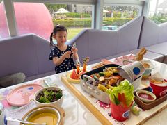 -水桶王国主题餐厅·聚会·生日派对·亲子活动·家庭套餐(亚龙湾希尔顿店)