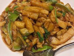 -鲁菜根·泰安菜(万达店)