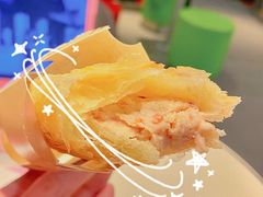 草莓白巧派-麦当劳(丽江玉河广场店)