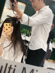 -悦Salon发型设计