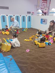 -孩子王童乐园(西安盛龙店)