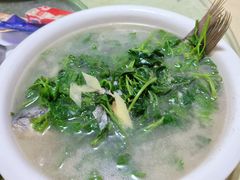 鲫鱼簕菜汤-东兴黄鳝饭店(江洲店)