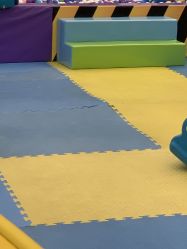 -嘻哈乐儿童乐园