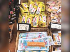 零售区-来伊份(仙霞路五店)