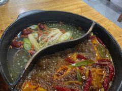 -灌县老妈砂锅串串香(万科红生活广场店)