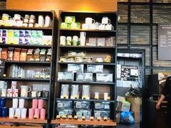 零售区-星巴克臻选(深圳皇庭广场分店)