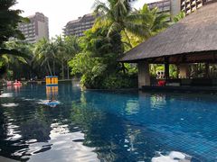 -三亚湾海居铂尔曼度假酒店