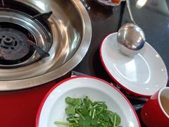 -烧哥美蛙肥肠鱼火锅·十五年社区店