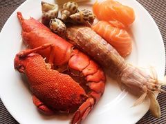 -大中华希尔顿酒店-念自助餐·嗨啤·小龙虾