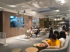 大堂-奈雪的茶(湖滨银泰in77C区PRO店)