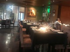 -Efes Turkish & Mediterranean Cuisine 艾菲斯餐厅(陆家嘴店)