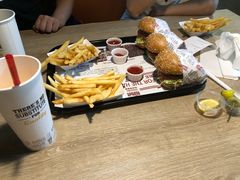 -The Habit Burger Grill 哈比特汉堡(复兴soho店)