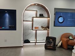 -聚云奢二手奢侈品黄金手表包包回收·中古店(上海店)