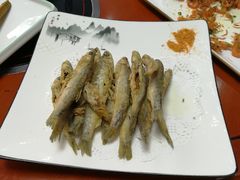 -雪野鱼头大王邢府公老店(雪野湖店)