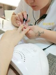 -鲸彩·美甲美睫科技护肤
