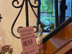 -彳亍咖啡·这里(水湾路店)