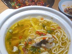 -呷湘厨·鱼汤捞饭·剁椒鱼头·辣椒炒肉(国家会展中心店)