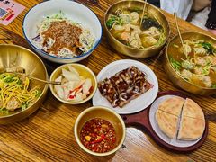 -荣记歡喜·馄饨铺(开发区振华购物中心店)