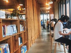 -香洲区图书馆(乐士文化区店)