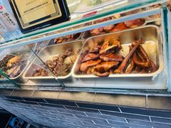 -老鼎万春卤菜(五代传承创始老店)