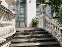 -上海市工艺美术博物馆