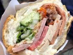 -Bánh Mì Huynh Hoa