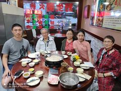 -菌之家·专业纯野生菌火锅·特色炒菌