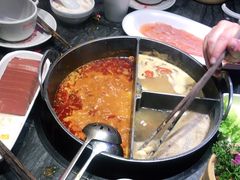 -热火朝天鲜切牛肉火锅(南强街巷店)